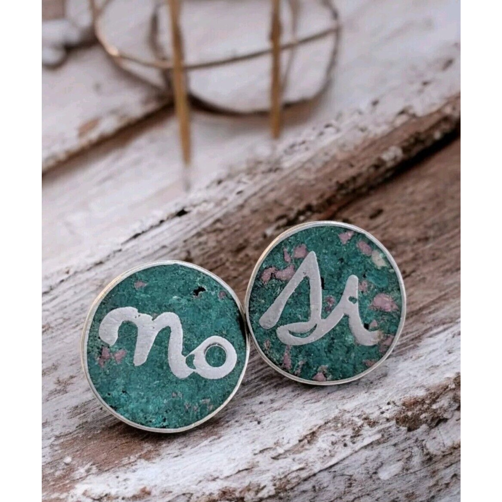 Vtg Crushed Malachite Alpaca Silver Earrings Screw Back Old Mexico Si No 1940s 85$